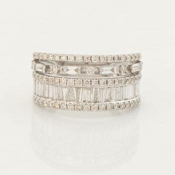 Baguette and brilliant cut diamond ring.