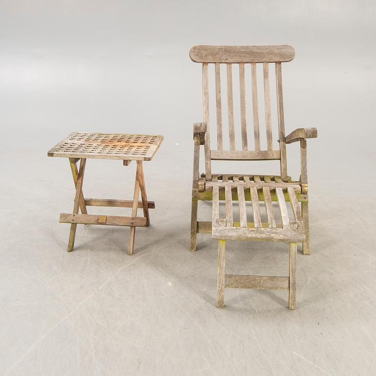 Däckstol samt bord Jutlandia sent 1900-tal.