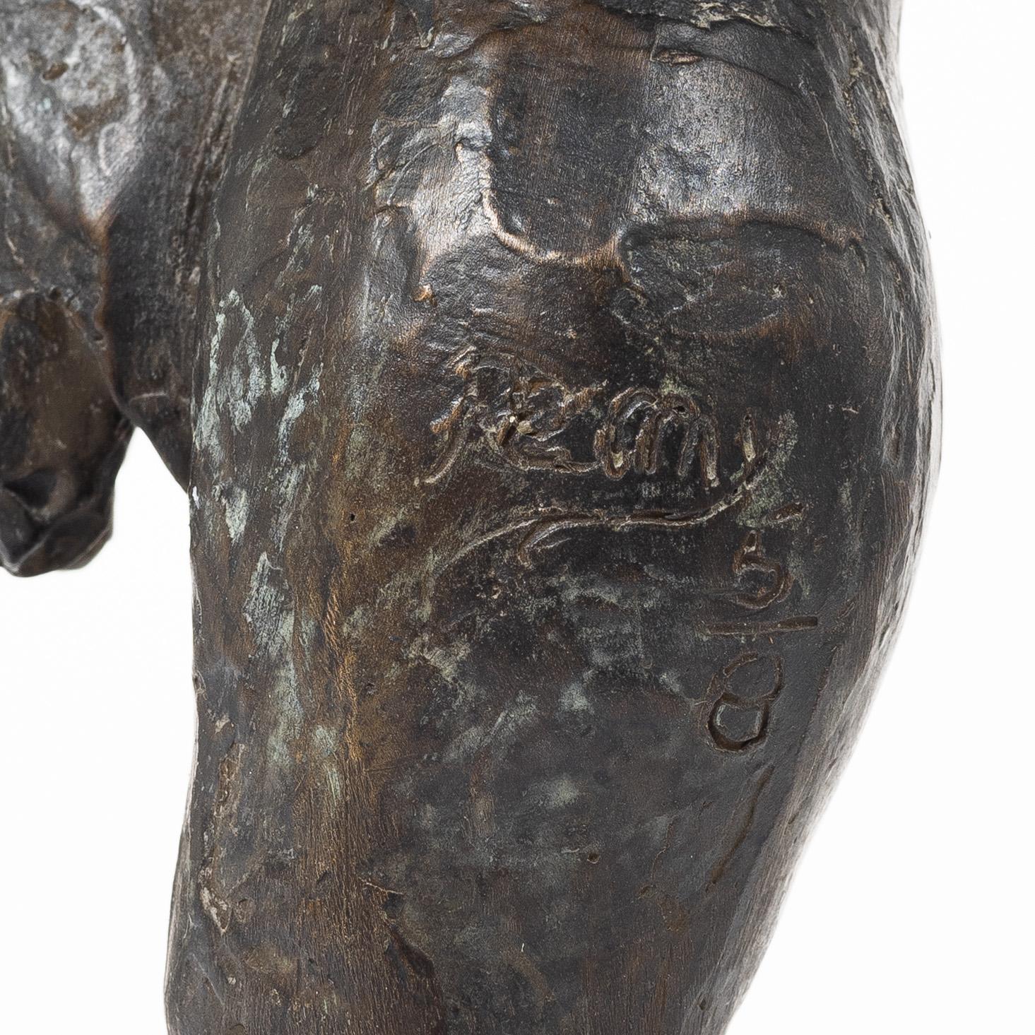 Christine Rémy, Translation: "Standing woman".