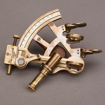 SEXTANT, Kelvin & Huges London, daterad 1917.