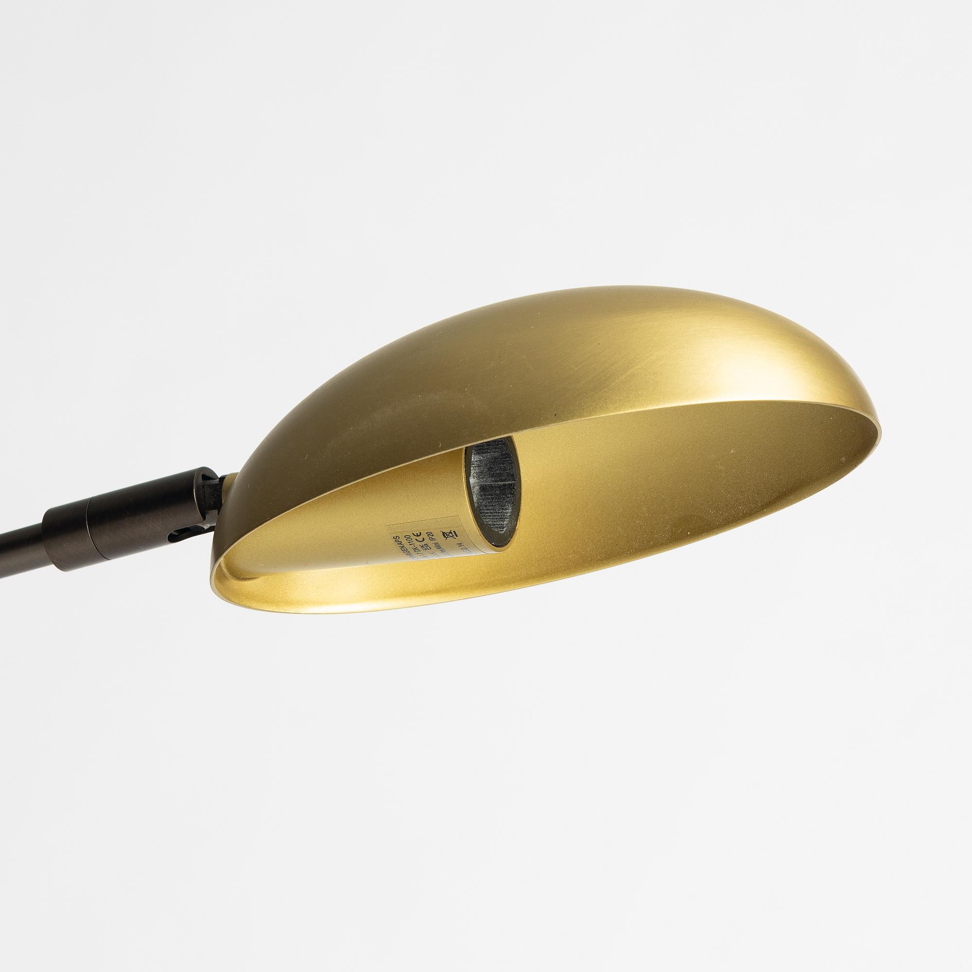 Kristian Sofus Hansen & Tommy Hydahl, taklampa, "Drop Chandelier", 101 Copenhagen, Danmark.