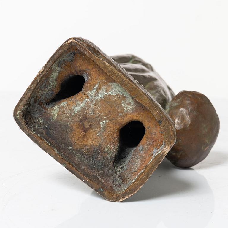 Elise Eldh, Ung pojke.