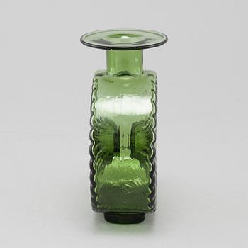 HELENA TYNELL, vas, glas, "Aurinkopullo" (Solflaskan), Riihimäen Lasi, 1900-talets andra hälft.