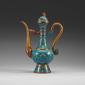 453. A cloisonné ewer, Qing dynasty, circa 1900.