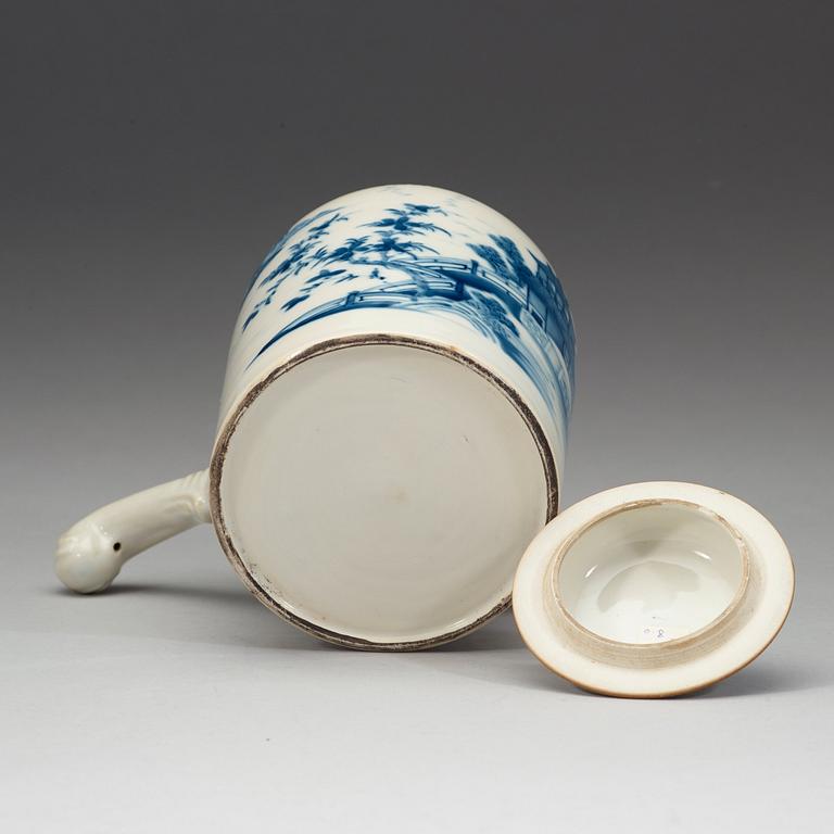 A blue and white chocolate pot with cover, Qing dynasty, Qianlong (1736-95).