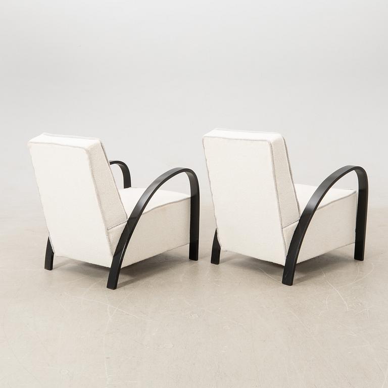 Armchairs, a pair from the first half of the 20th century.