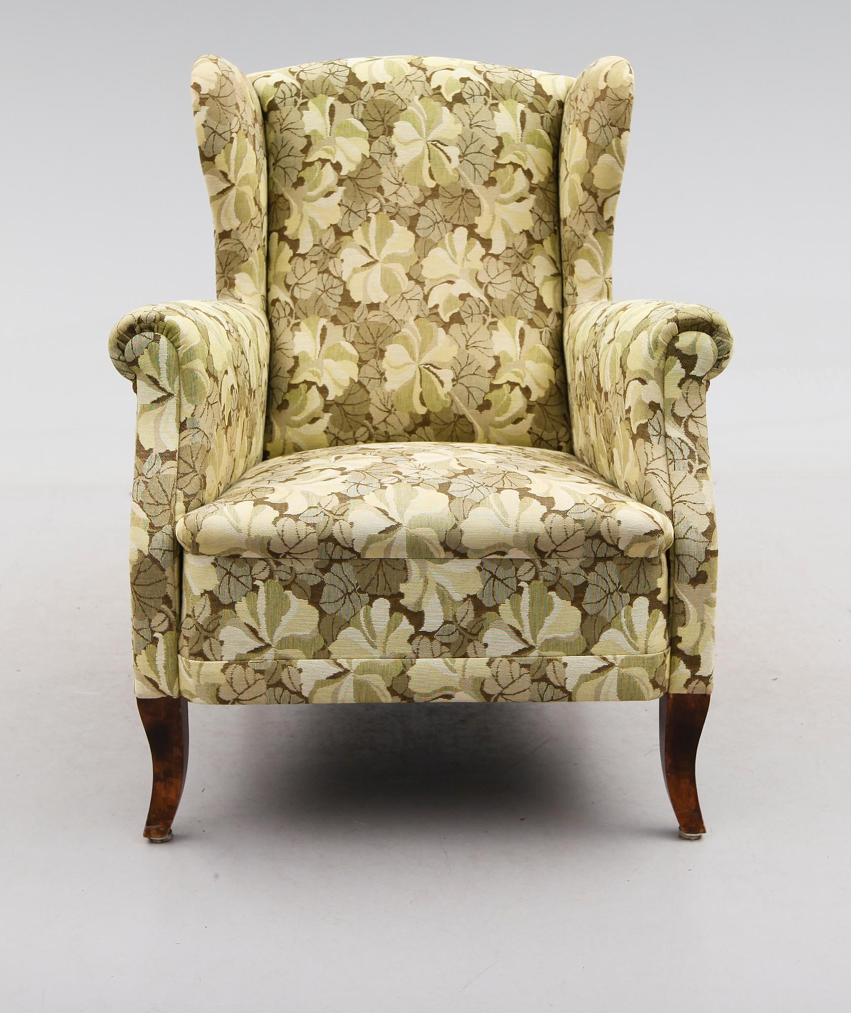 ÖRONLAPPSFÅTÖLJ, 1900-talets mitt.