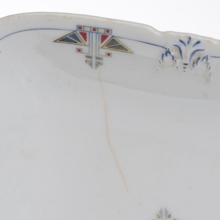 MATSERVIS, ca 64 delar, porslin, Weimar, Tyskland tidigt 1900-tal.