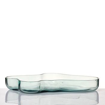 Alvar Aalto, a green tinted glass dish, model 9748 for Karhula Glassworks, Finland, in production 1937-1949.