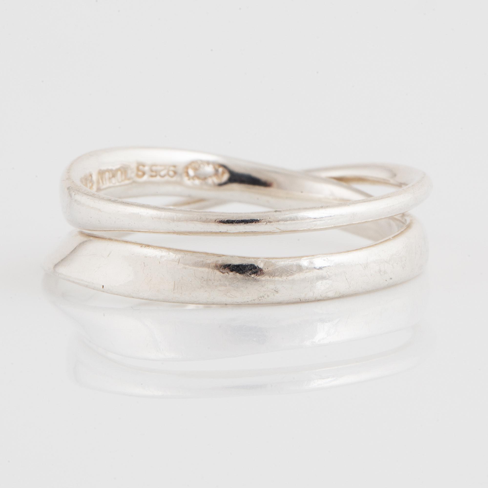 VIVIANNA TORUN BÜLOW-HÜBE, för Georg Jensen, ring Möbius, nr 369. Silver.