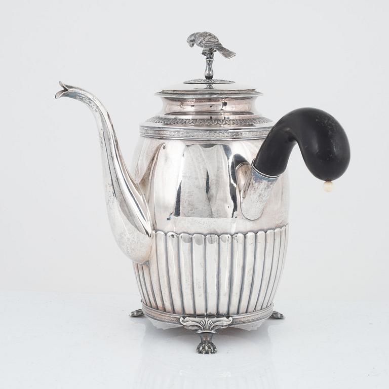 Anders Lundqvist, kaffekanna, silver, empire, Stockholm, 1825.