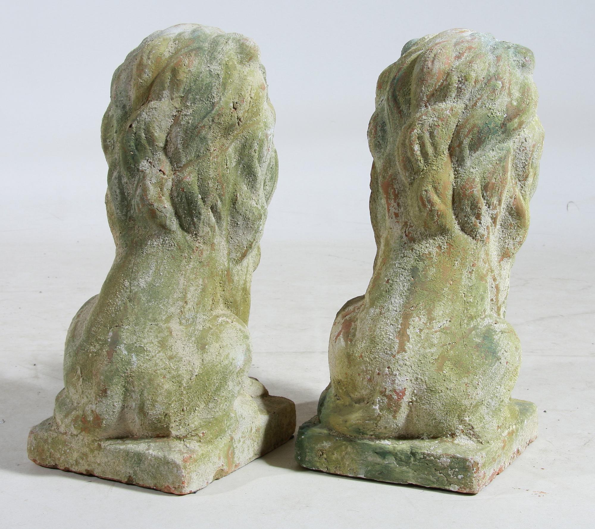 TRÄDGÅRDSSKULPTURER, ett par, terracotta, 1900/2000-tal.