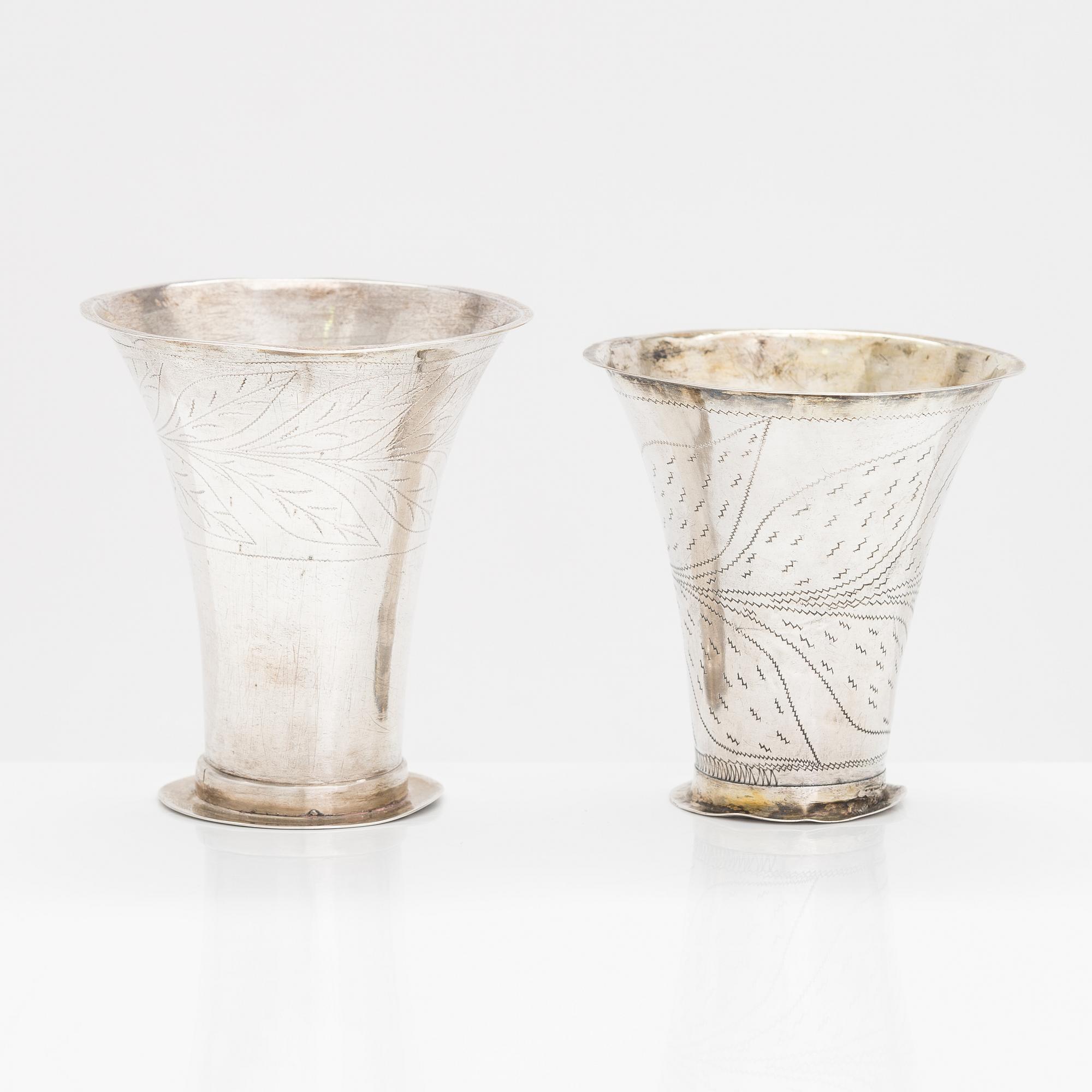 Bägare, 2 st, silver, Carl Zacharias Schultz, Tavastehus 1820, den andra möjl. Kuopio.