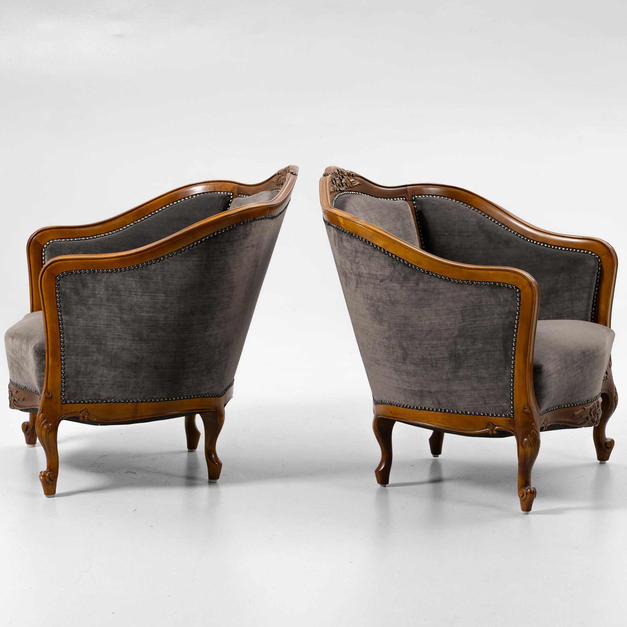 Armchairs, a pair, Rococo style, 20th century.