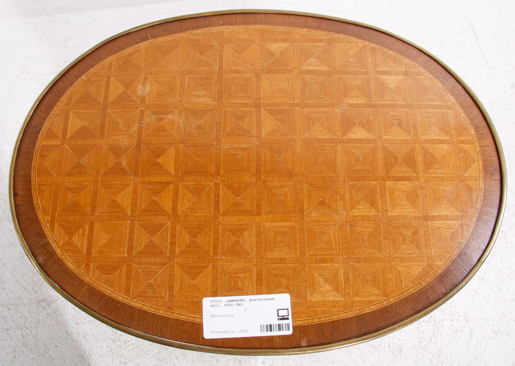 LAMPBORD, gustaviansk stil, 1900-TAL.