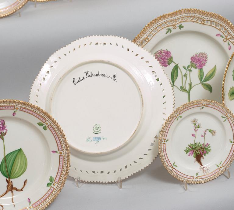 A Royal Copenhagen 'Flora Danica' part dinner service, Denmark, 20th Century. (27 pieces).