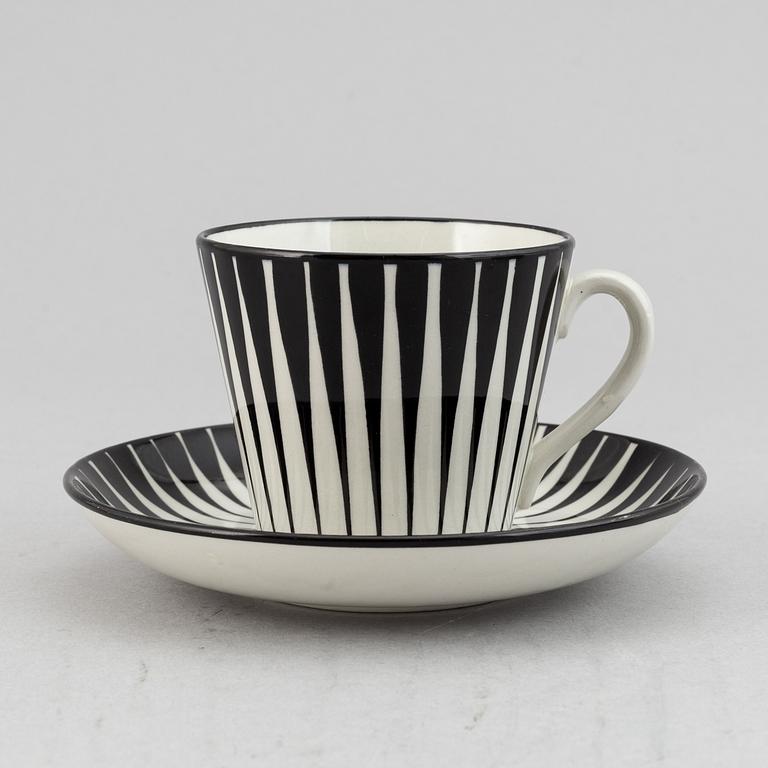 Eugen Trost, kaffekoppar med fat, 7 st, flintgods, "Zebra", Gefle.