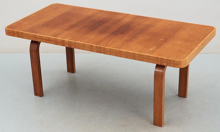 An Axel Larsson dinner table, Albin Johansson, Wickman & Nyberg Stockholm 1930.