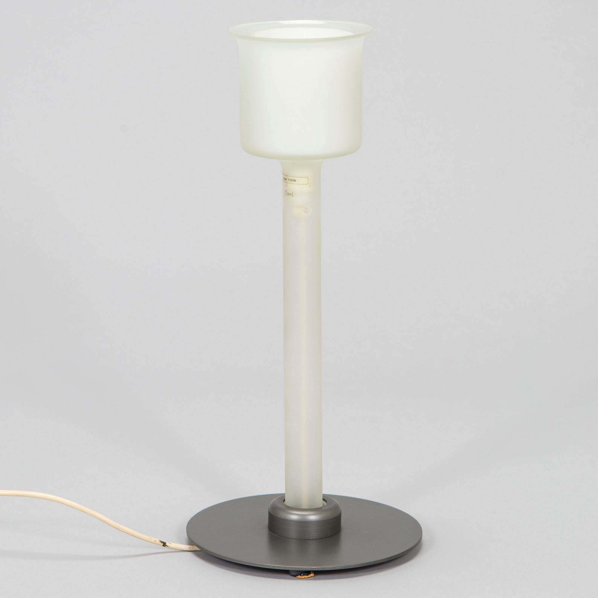 Piero Castiglioni & Roberto Menghi, pöytävalaisin, "Canna", Fontana Arte, Italia.