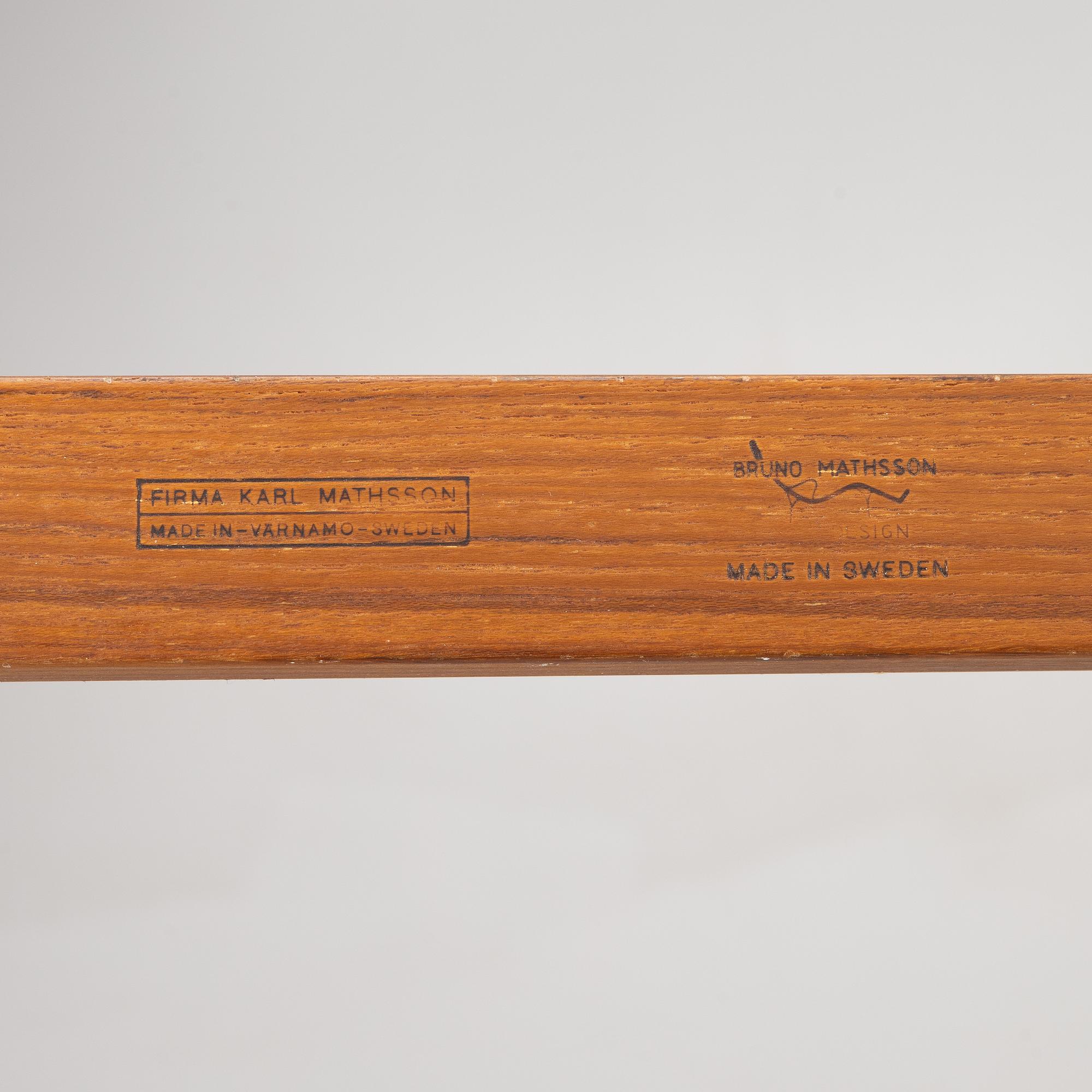 Bruno Mathsson, a drop-leaf table, 'Maria Flap', Firma Karl Mathsson, Värnamo, second half of the 20th Century.