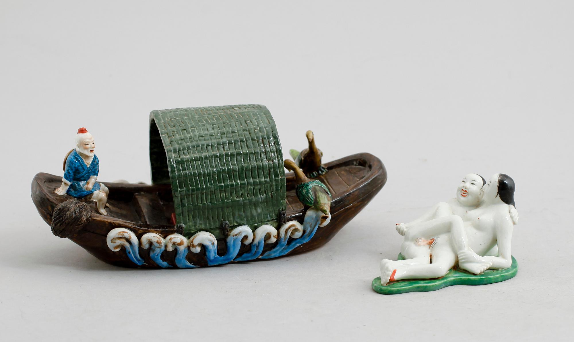 FIGURER, 2 st, porslin, Kina, sent 1900-tal.