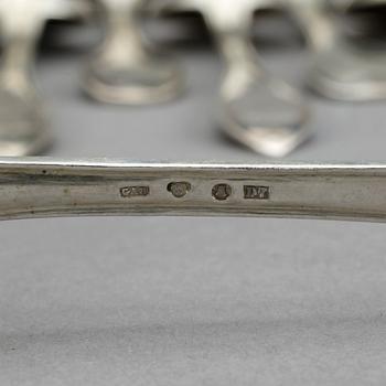 TESKEDAR, 23 delar, silver, Stockholm 1907 - 1932. 416 gram.