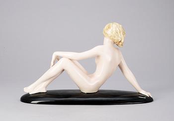 JOSEF LORENZL
Figurin, Goldscheider, Wien ca 1936.