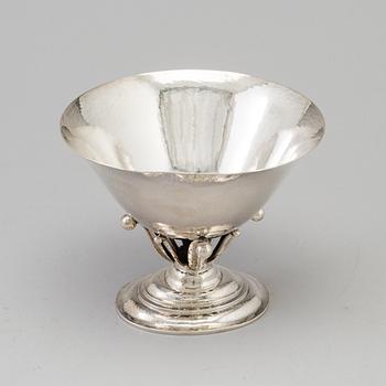 JOHAN ROHDE, a sterling silver bowl from Georg Jensen, Copenhagen, Denmark.