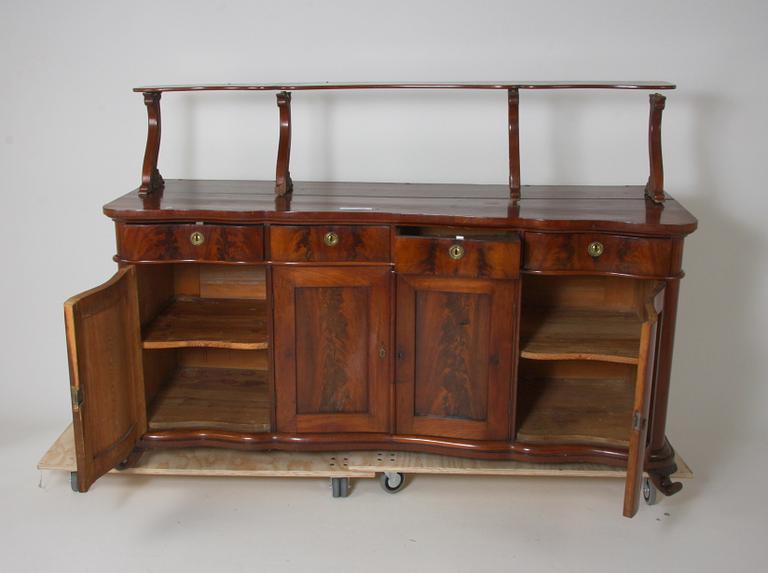 SKÄNK, senempire/nyrokoko, 1800-talets mitt.
