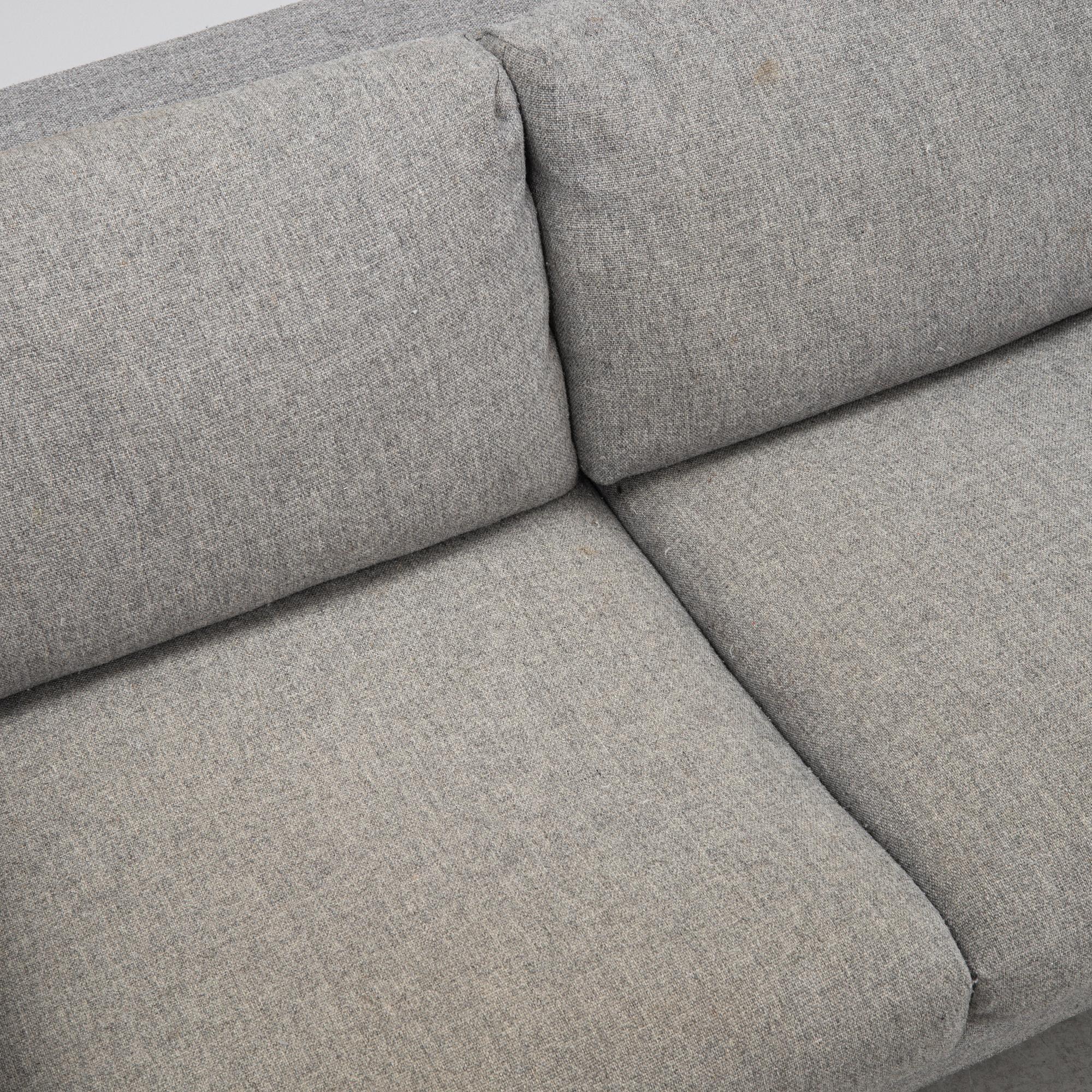Rodolfo Dordoni, a 'Pollock' sofa from Minotti, Italy.