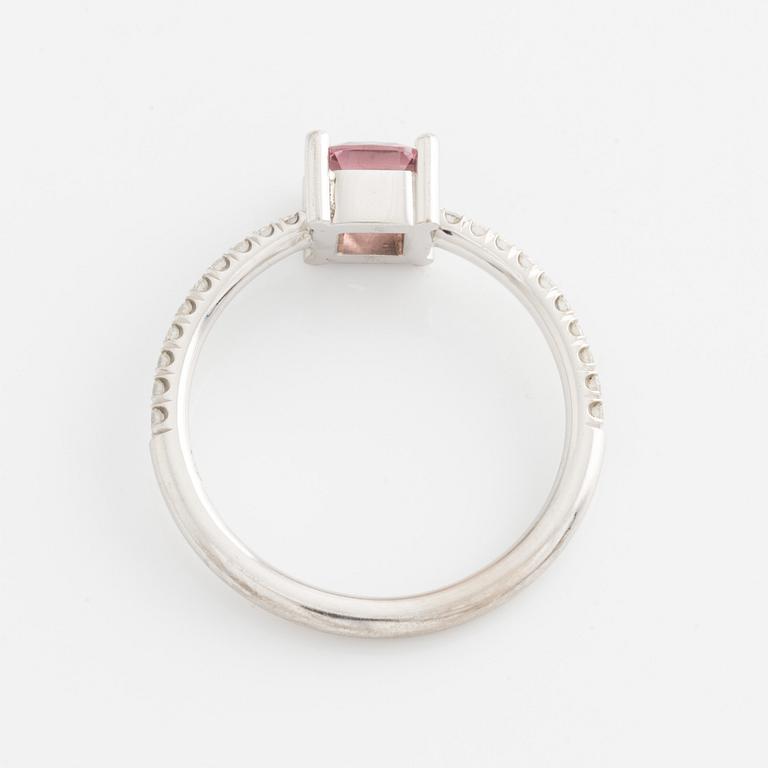 Ring, with pink spinel and brilliant-cut diamonds, Cecilia Kores, Mumbai Stockholm.