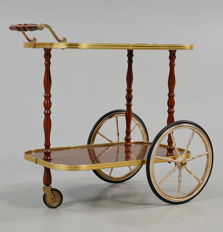 SERVERINGSVAGN, 1900-talets andra hälft.