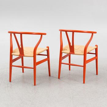 Hans J. Wegner, stolar, ett par, modell CH-24/ "Y-stolen", Carl Hansen & Son, Danmark.