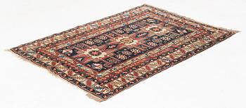 Matta, antik Shirvan, ca 143 x 113 cm.