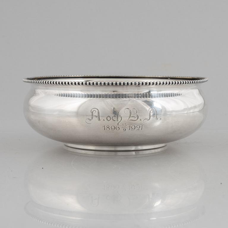 Guldsmedsaktiebolaget, skål, silver, Stockholm, troligen 1918.