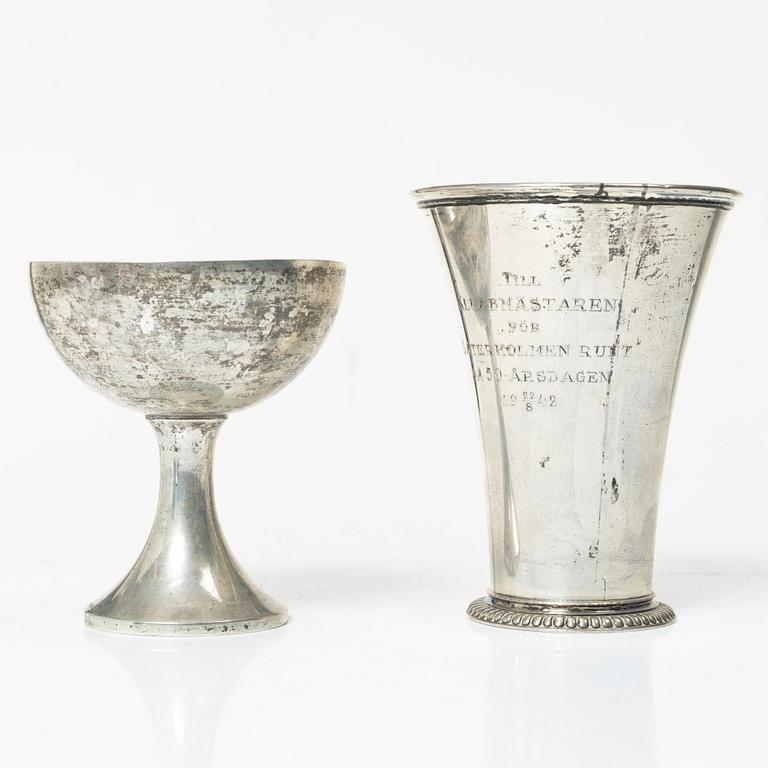 Two Swedish silver beakers, Stockholm 1909-1942.