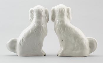 FIGURER, 1 par, porslin, Staffordshire, 1900-talets första hälft.