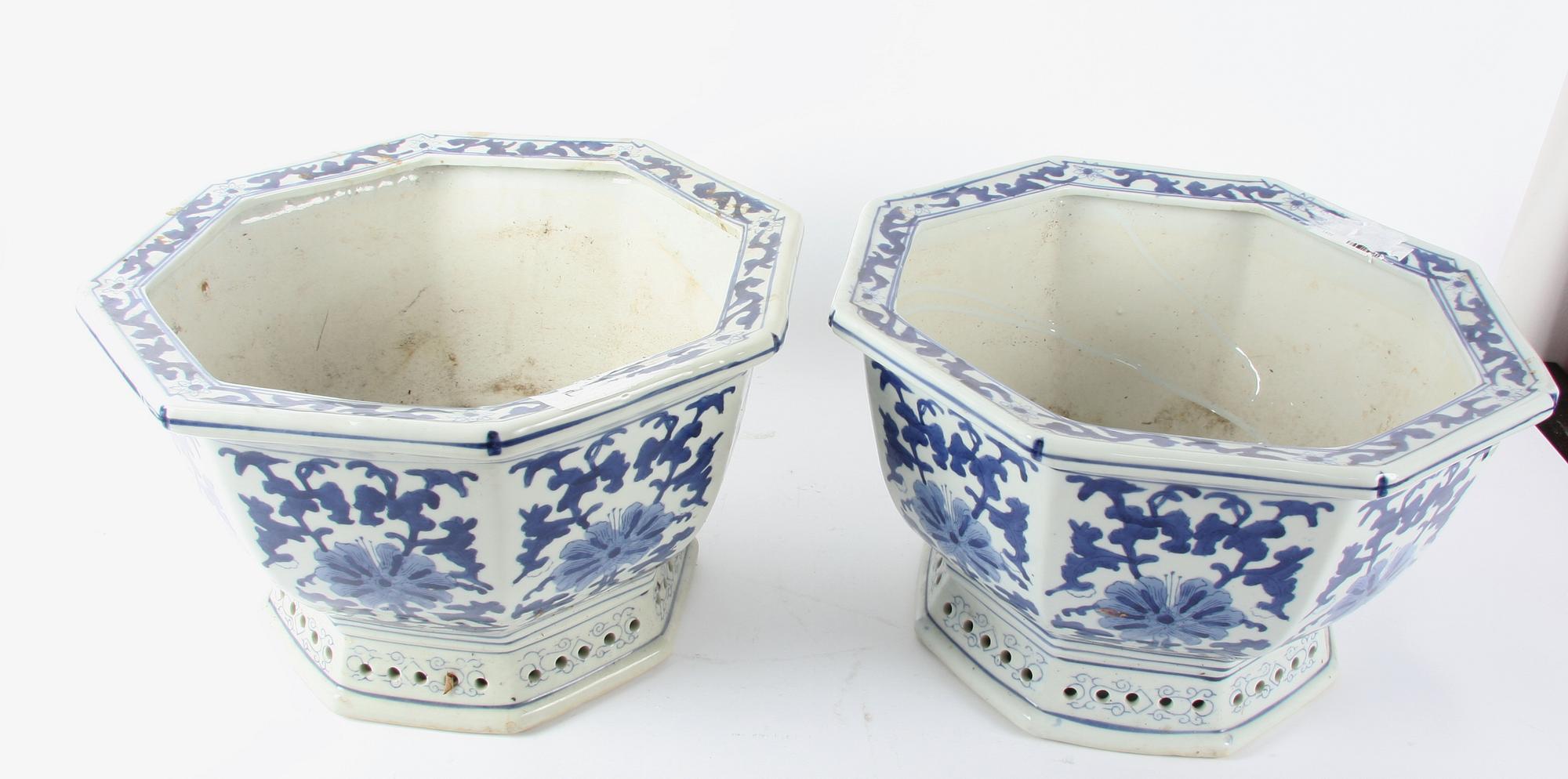 YTTERFODER, ett par, porslin, Kina, nyproduktion.