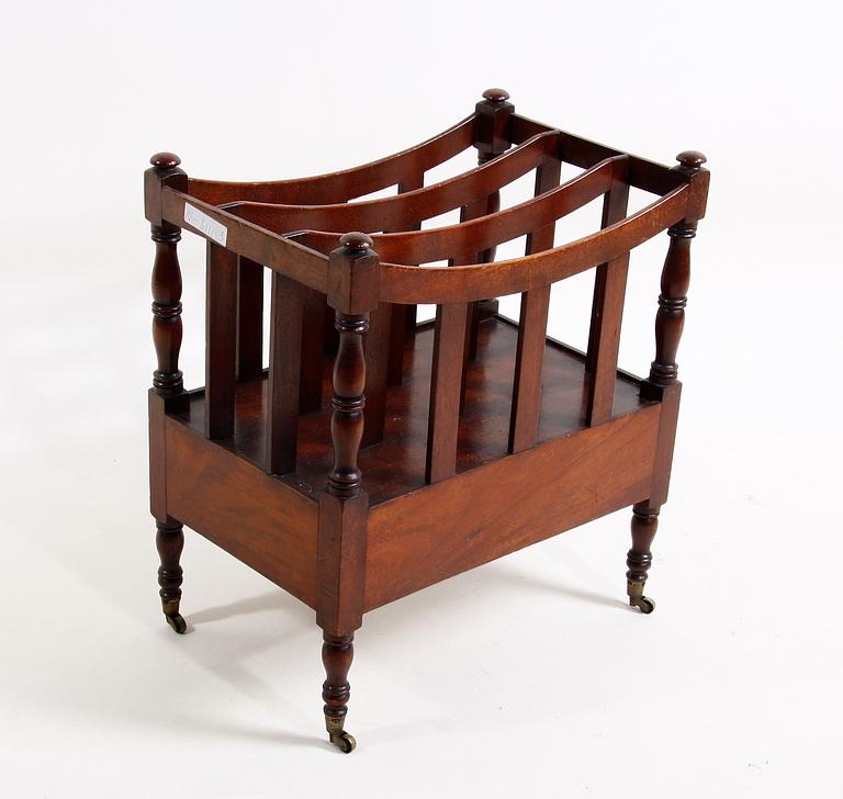 TIDNINGSSTÄLL, England, 1900-talets första hälft.