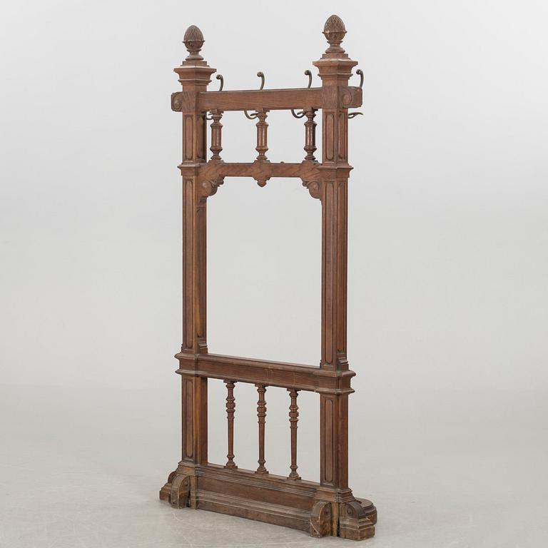 An app. 1900 cloth rack.