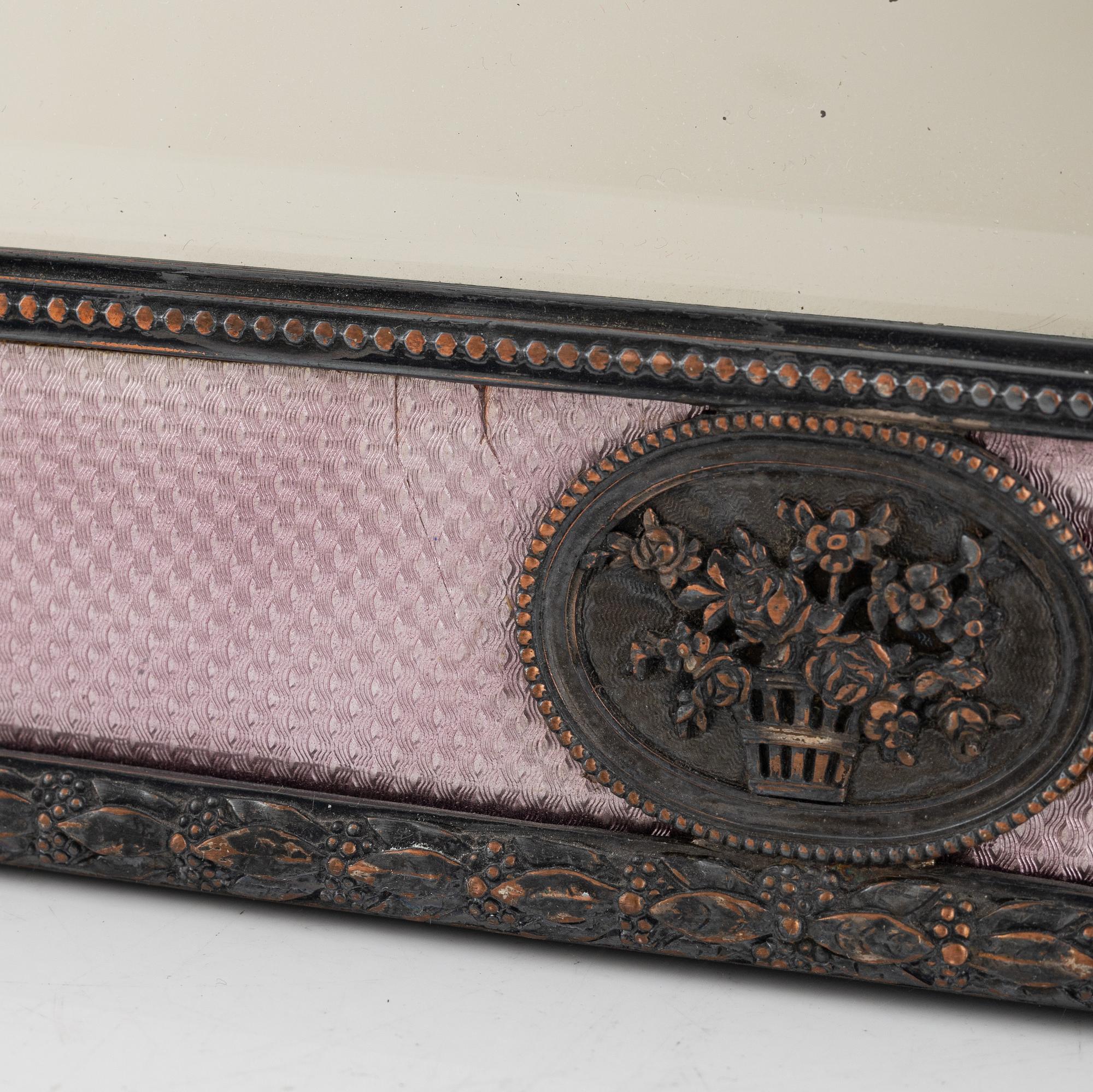 Toilettespegel, omkring år 1900.