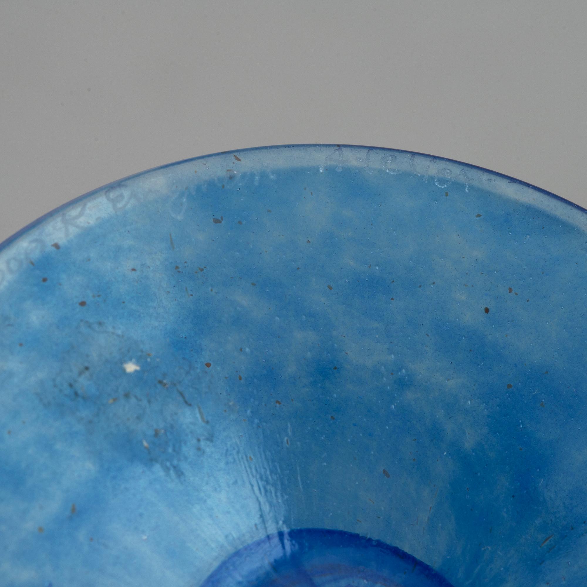 KJELL ENGMAN, ULRICA HYDMAN VALLIEN, a mixed lot of four glass objects, Kosta Boda, Sweden.