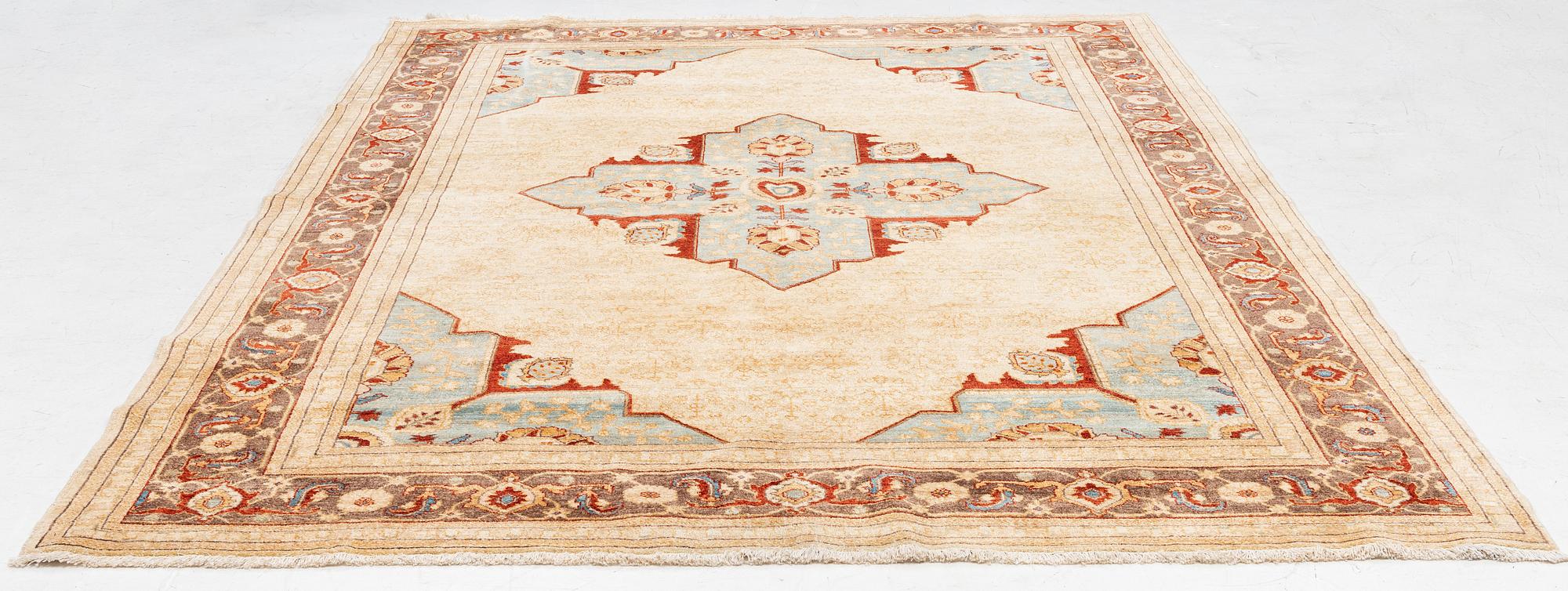 Oriental rug, probably Pakistan, approx. 337 x 247 cm.