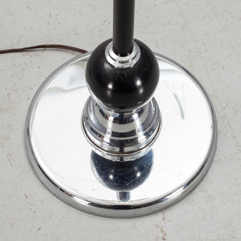 GOLVLAMPA, art déco, 1900-talets första del.