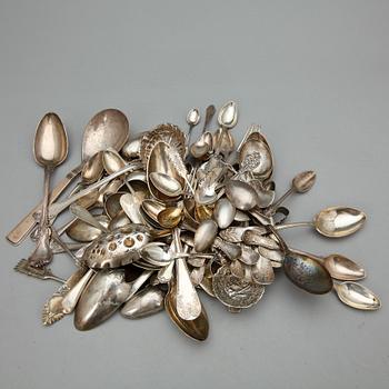 PARTI SILVER, ca 60 delar. Bestick. Bl a CG Hallberg 1952. Tot ca 1800 g.