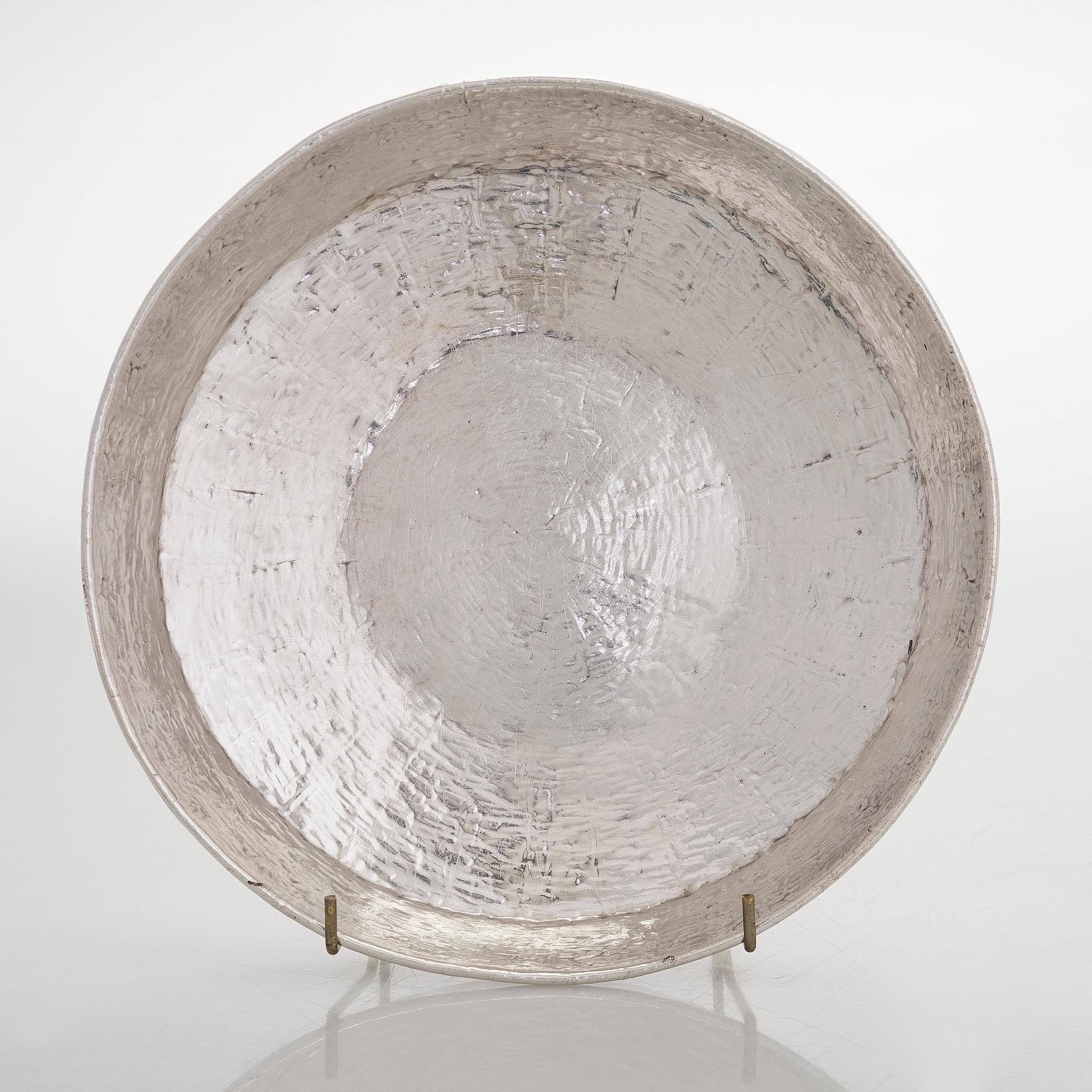 Tapio Wirkkala, skål, sterlingsilver, TW 289, Kultakeskus, Tavastehus 1969. Modellen formgiven 1963.