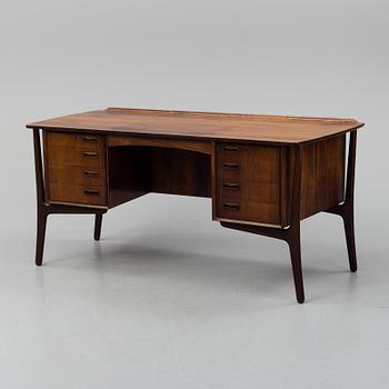 SVEN AAGE MADSEN, a Danish rosewood veneered desk, Sigurd Hansen, 1950's/60's.