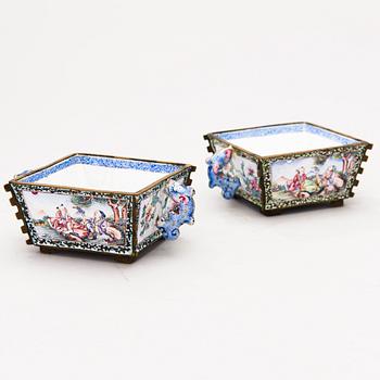 A pair of mid 18th Century Chinese enamel bowls.