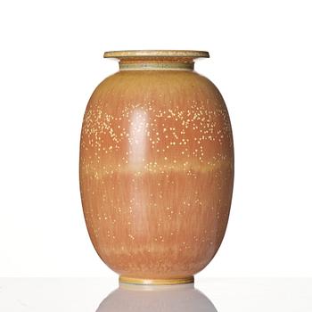 Gunnar Nylund, a stoneware vase, Rörstrand, Sweden 1940s, model GM.