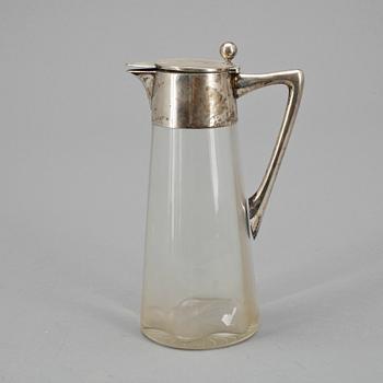 VINKARAFF, silver samt glas, Tyskland, 1900-talets första hälft.
